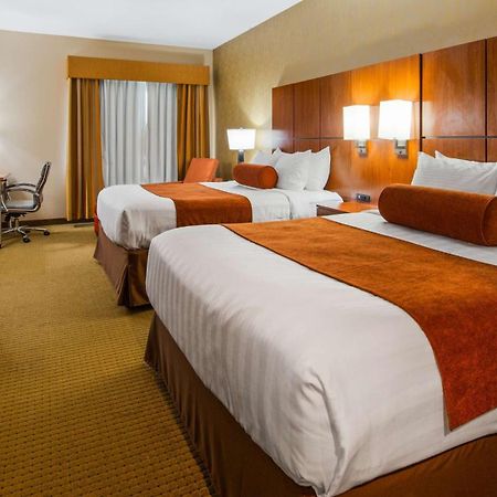 Best Western Plus Finger Lakes Inn & Suites Cortland Exterior foto